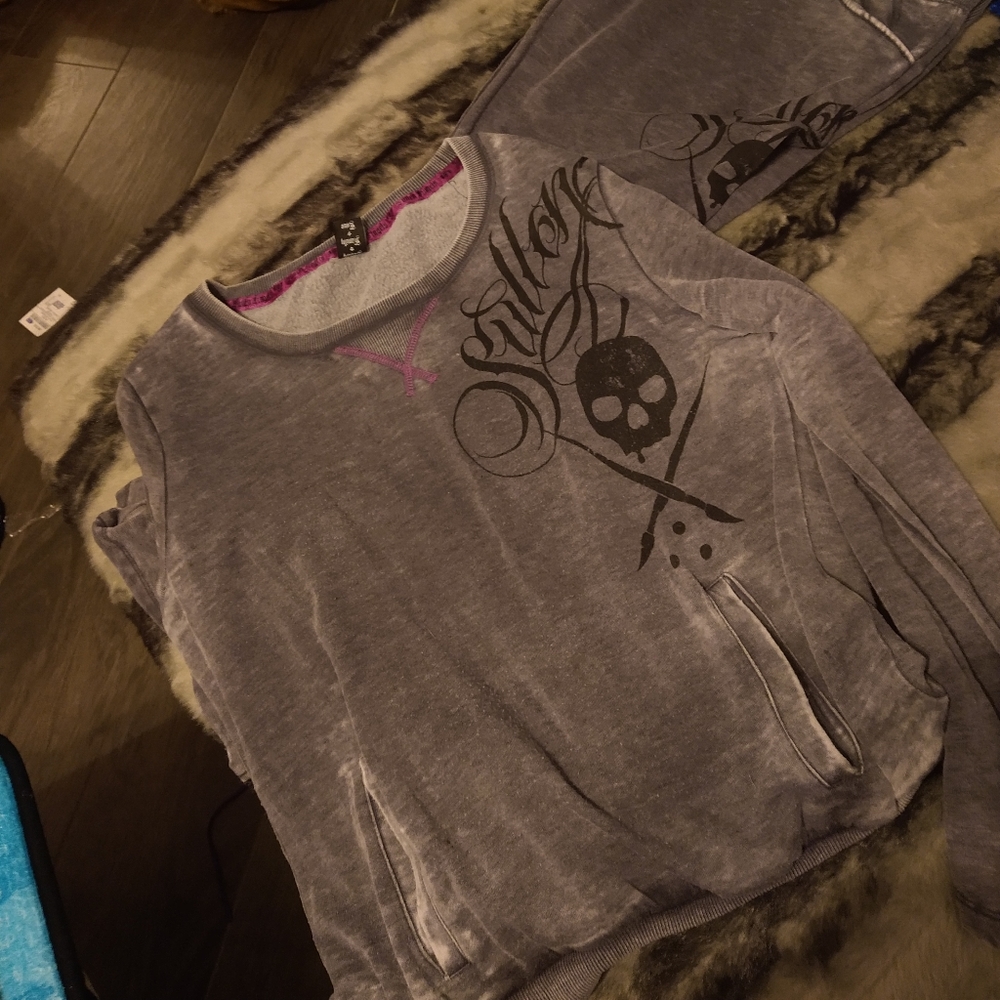 Sullen angels joggers and crew sweatshirt